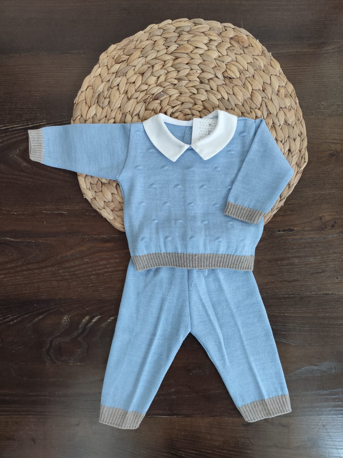 completino in misto lana tema "Manuel"