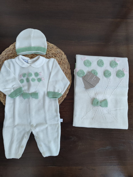 Set nascita rose verdi in filo di cotone
