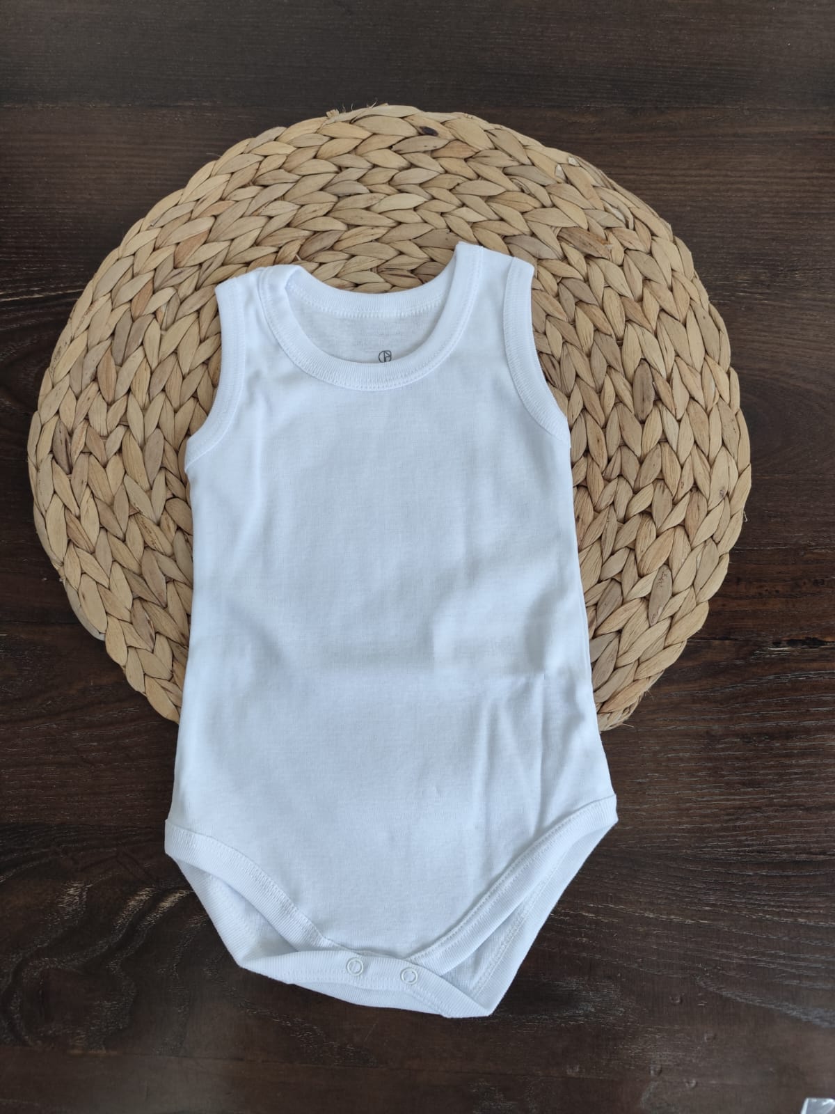 Body bianco in cotone giro manica