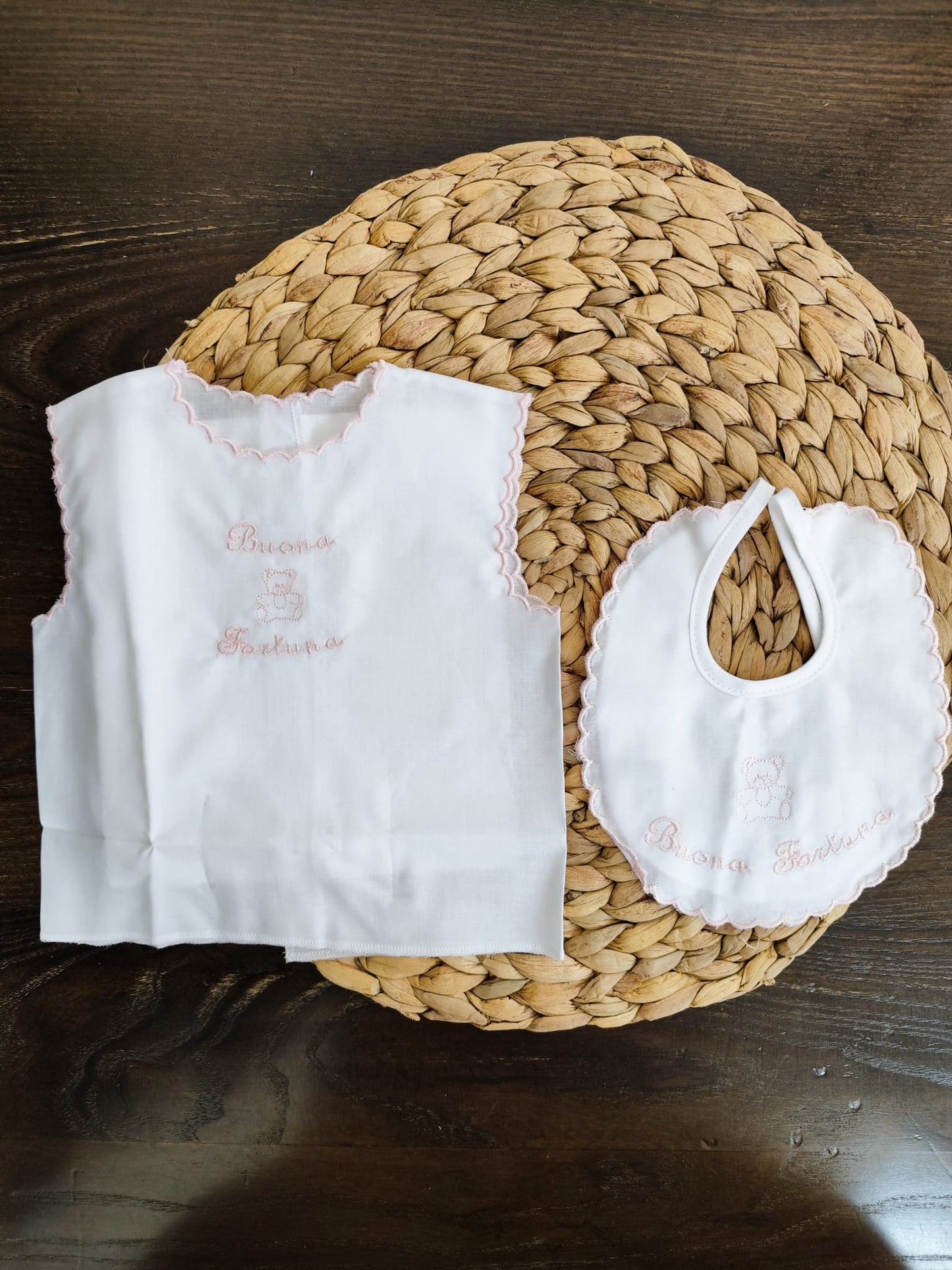 set Camicino e bavetta della Fortuna