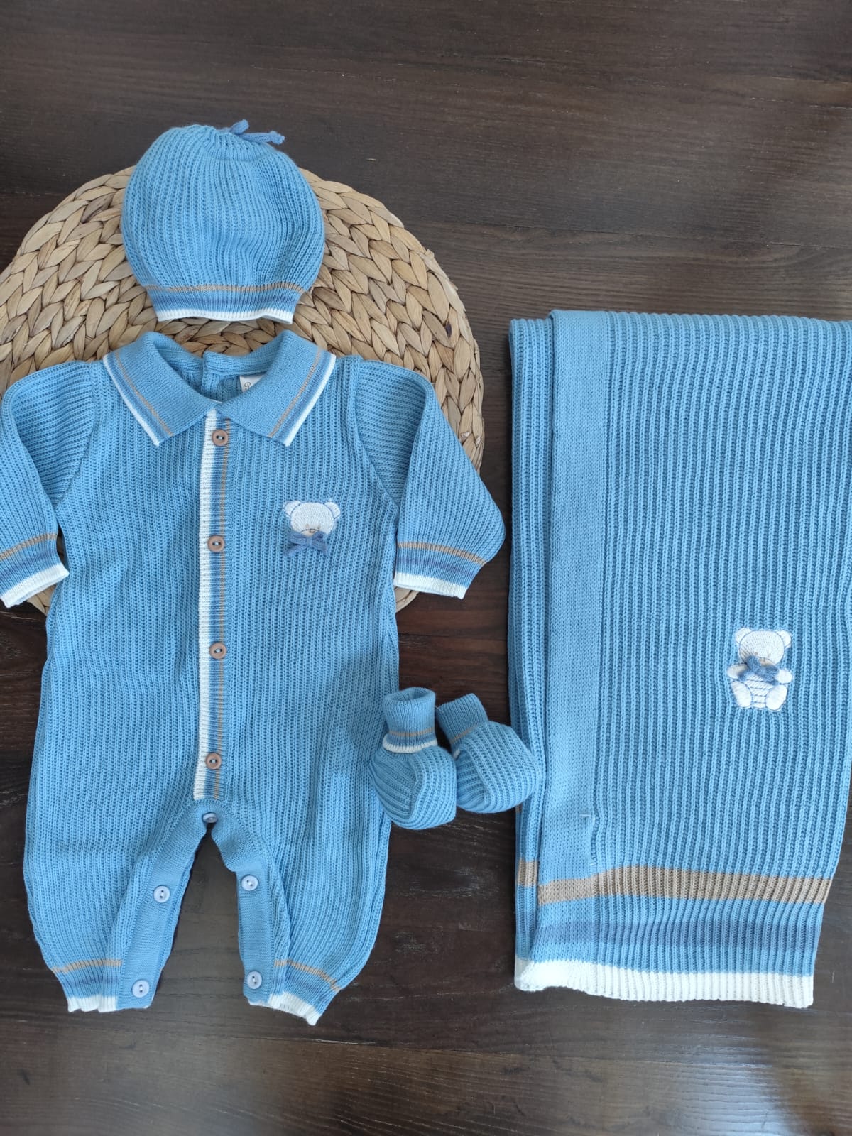 coordinato in misto lana Oliver con tutina
